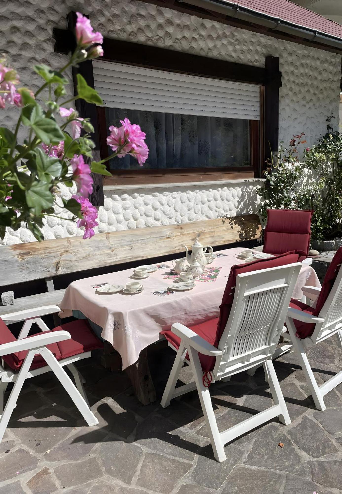 Idyllisches Ferienhaus Im Villa Am Bach Bagian luar foto